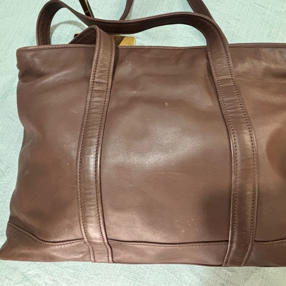 COACH Rich Brown 9400 Glove Leather Tote - Picture 9 of 16